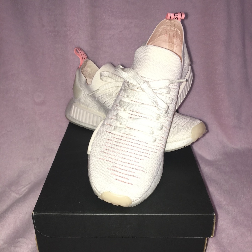 Adidas Women’s NMD R1 STLT PRIMEKNIT SHOES